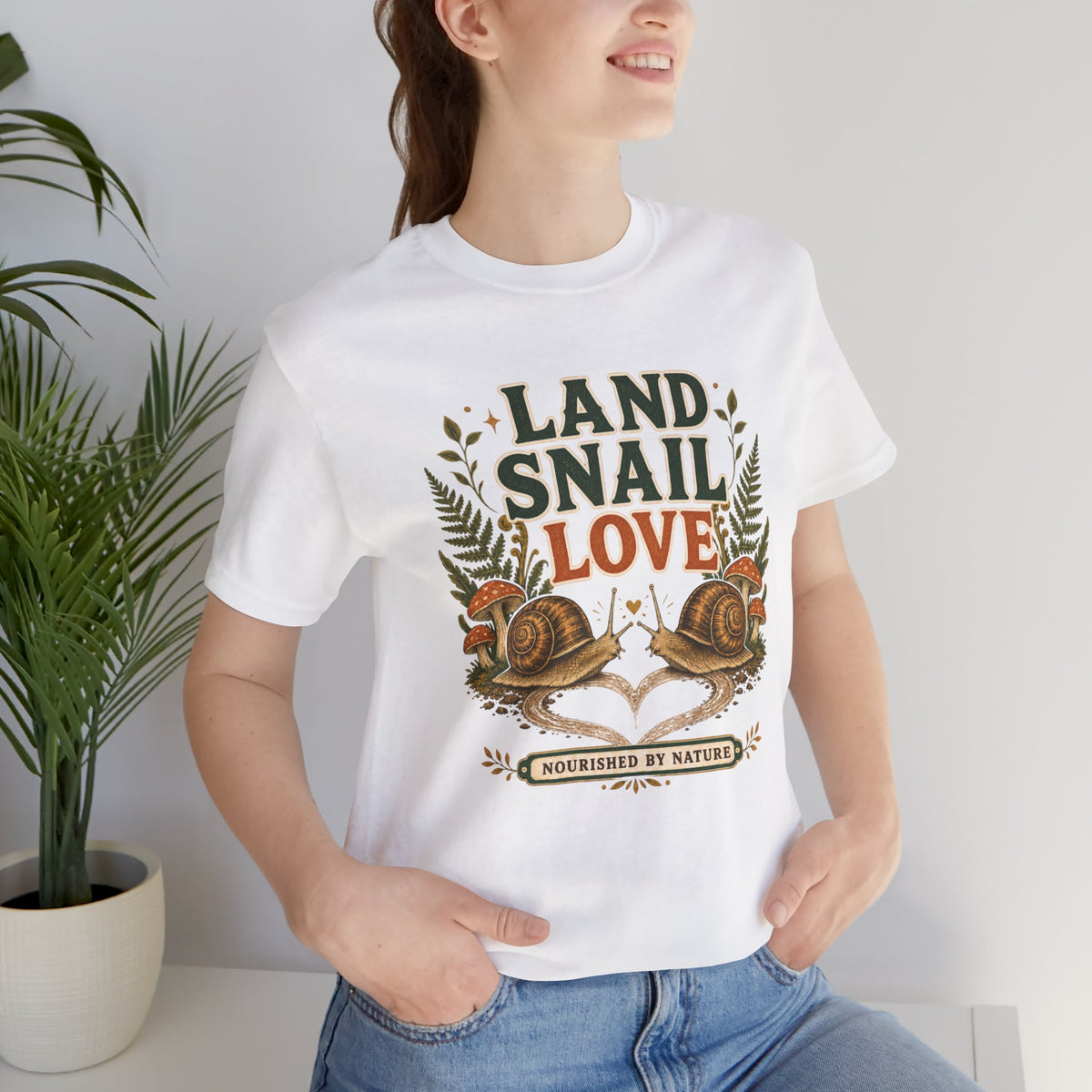 LAND SNAIL LOVE Valentine’s Day Tee