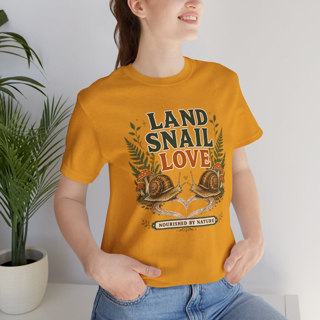 LAND SNAIL LOVE Valentine’s Day Tee