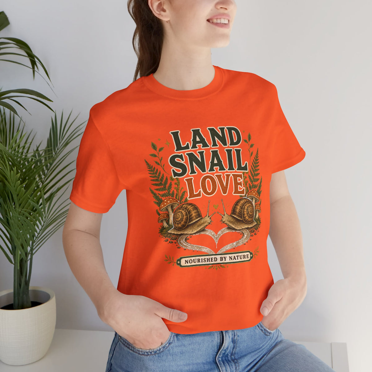 LAND SNAIL LOVE Valentine’s Day Tee